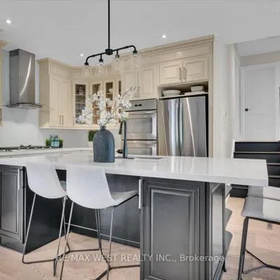 2456,&nbsp;Bridge, 1020 - WO West, Oakville