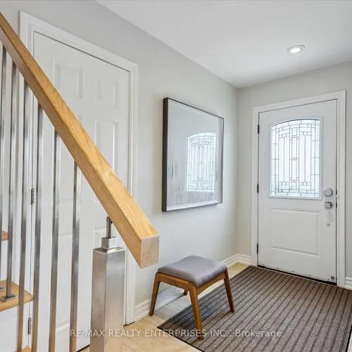 Premium freehold home for sale: 389, Worth, 1020 - WO West, Oakville