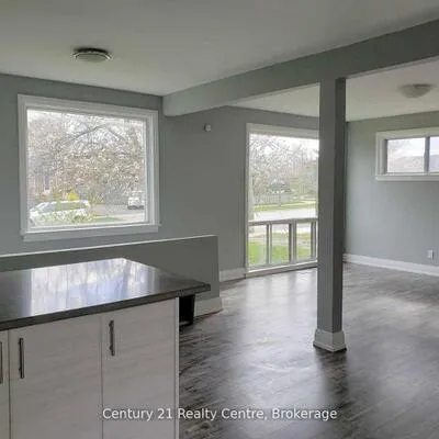 1491,&nbsp;Pembroke, 1003 - CP College Park, Oakville
