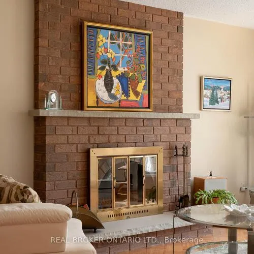 Premium freehold home for sale: 1128, Mayfair, 1007 - GA Glen Abbey, Oakville