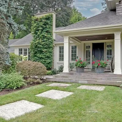 7,&nbsp;Colonial, 1011 - MO Morrison, Oakville