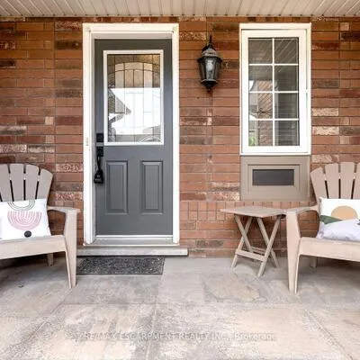 2448,&nbsp;Wooden Hill, 1022 - WT West Oak Trails, Oakville