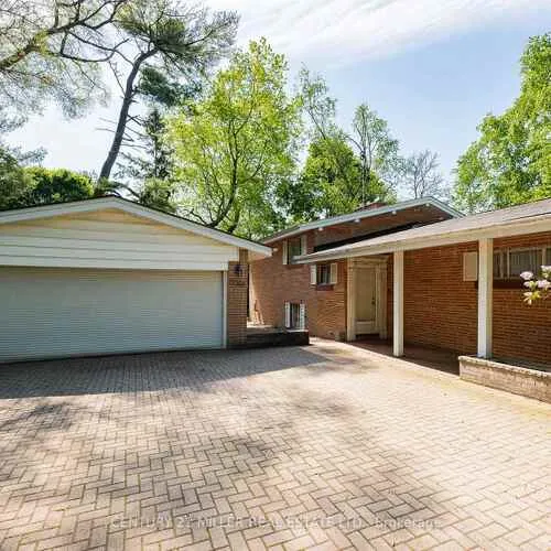 Premium freehold home for sale: 2048, Elmhurst, 1006 - FD Ford, Oakville