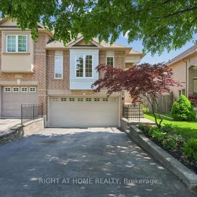 2225,&nbsp;Hummingbird, 1022 - WT West Oak Trails, Oakville