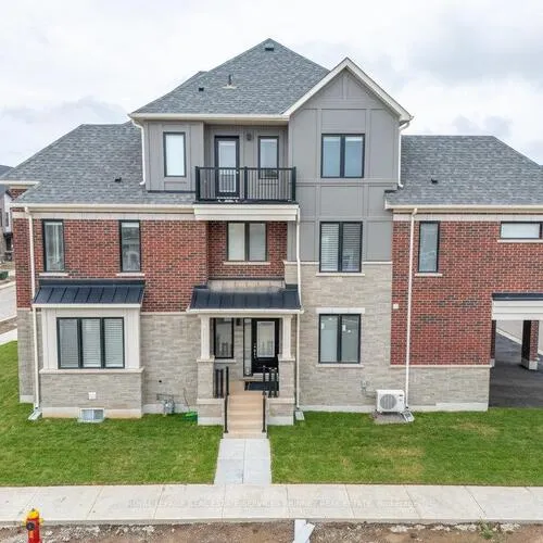 Premium freehold home for sale: 9, Crown, 1008 - GO Glenorchy, Oakville