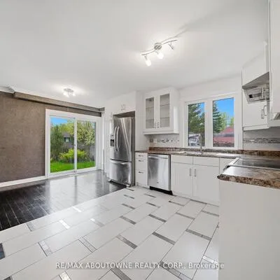1403,&nbsp;Selkirk, 1020 - WO West, Oakville