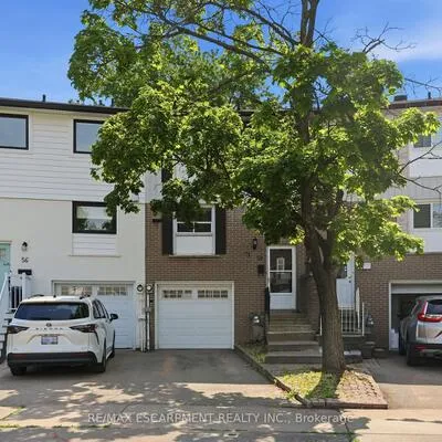 58,&nbsp;ONSLOW, 1003 - CP College Park, Oakville