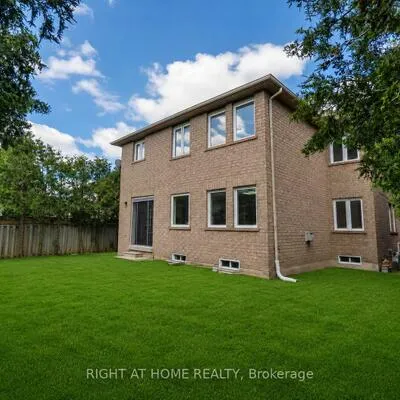2425,&nbsp;Nichols, 1018 - WC Wedgewood Creek, Oakville