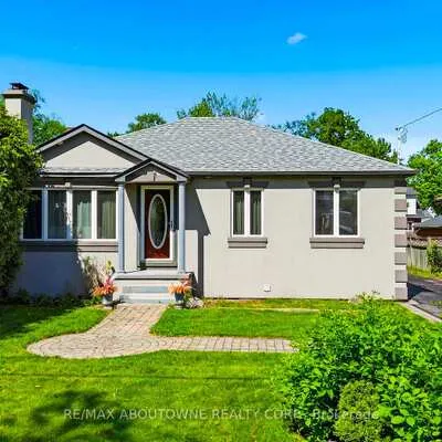 253,&nbsp;Maurice, 1002 - CO Central, Oakville