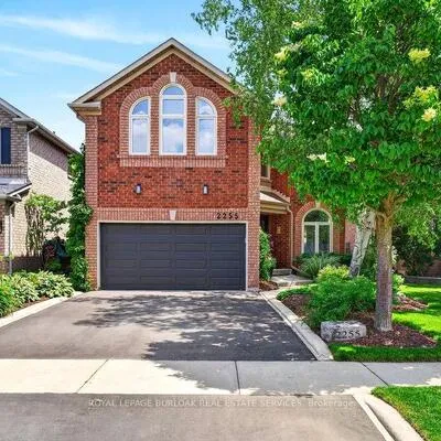 2255,&nbsp;Vista Oak, 1022 - WT West Oak Trails, Oakville
