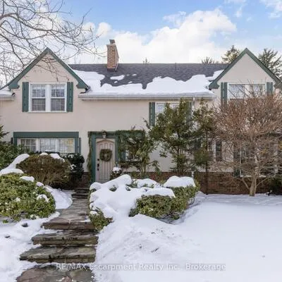 74,&nbsp;Howard, 1013 - OO Old Oakville, Oakville