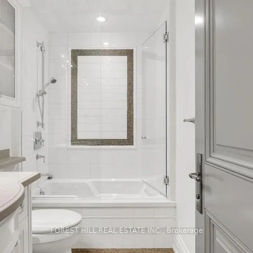 Premium freehold home for sale: 240, Poplar, 1011 - MO Morrison, Oakville