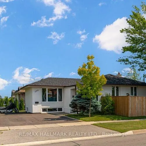 Premium freehold home for sale: 366, Wildwood, 1020 - WO West, Oakville