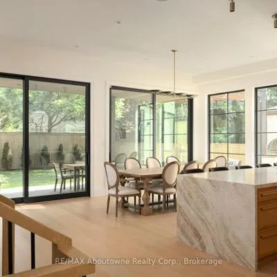 203,&nbsp;Weybourne, 1017 - SW Southwest, Oakville