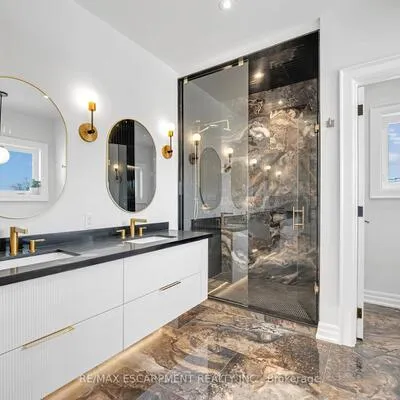 383,&nbsp;Wadsworth, 1020 - WO West, Oakville