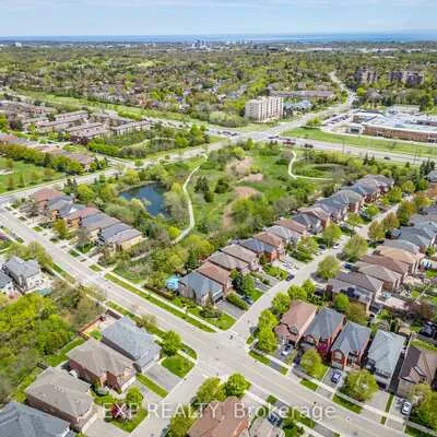 2137,&nbsp;Frontier, 1022 - WT West Oak Trails, Oakville
