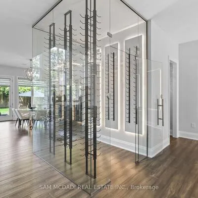 390,&nbsp;Sandhurst, 1020 - WO West, Oakville