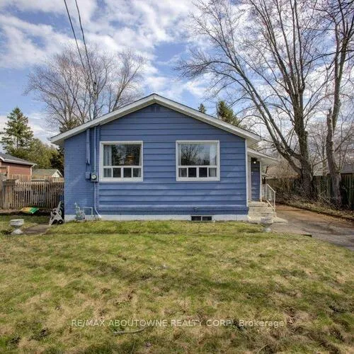 Premium freehold home for sale: 114, Ringwood, 1003 - CP College Park, Oakville