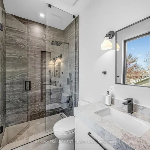 Premium freehold home for sale: 2488, Bridge, 1020 - WO West, Oakville