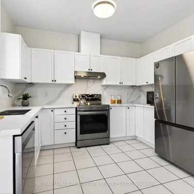 2307,&nbsp;Stone Glen, 1019 - WM Westmount, Oakville