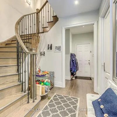 221,&nbsp;Hanover, 1020 - WO West, Oakville