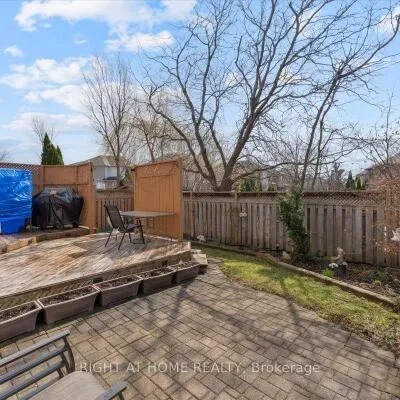 2356,&nbsp;Proudfoot, 1022 - WT West Oak Trails, Oakville
