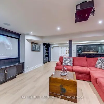452,&nbsp;Avon, 1011 - MO Morrison, Oakville