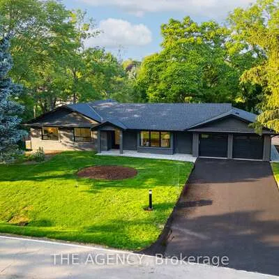201,&nbsp;Trelawn, 1011 - MO Morrison, Oakville