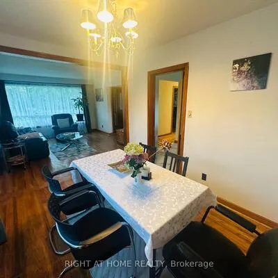 309,&nbsp;Queen Mary, 1002 - CO Central, Oakville
