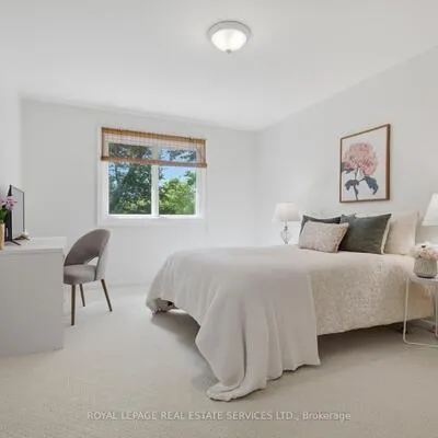 11,&nbsp;Regency, 1003 - CP College Park, Oakville