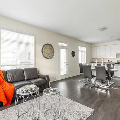 388,&nbsp;Grindstone, 1010 - JM Joshua Meadows, Oakville