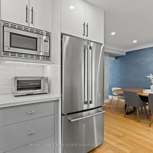 Premium freehold home for sale: 2303, Marine, 1001 - BR Bronte, Oakville