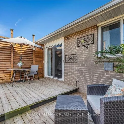 Premium freehold home for sale: 1286, Napier, 1003 - CP College Park, Oakville