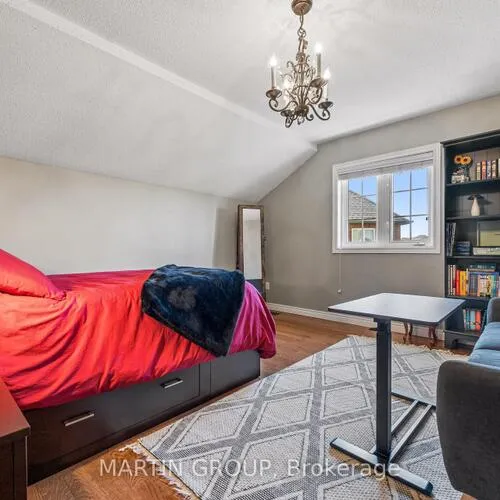 Premium freehold home for sale: 2283, Briargrove, 1019 - WM Westmount, Oakville