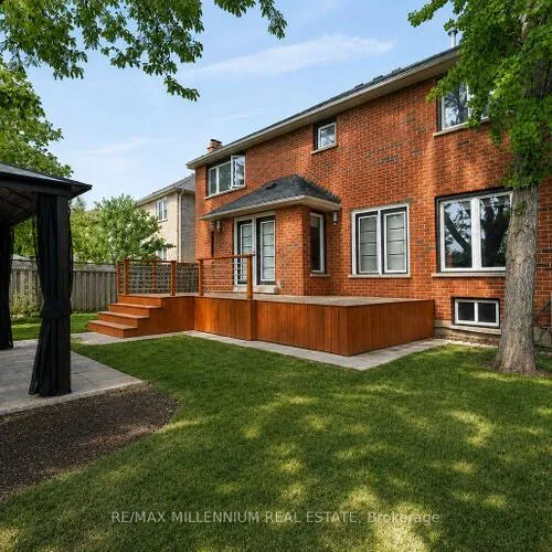 Premium freehold home for sale: 2776, Rosewood, 1004 - CV Clearview, Oakville