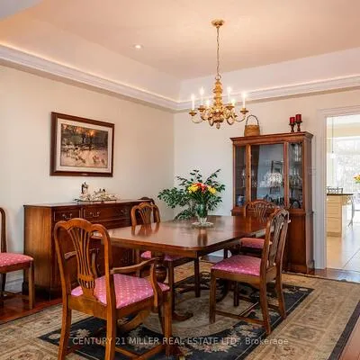 23,&nbsp;Chisholm, 1002 - CO Central, Oakville