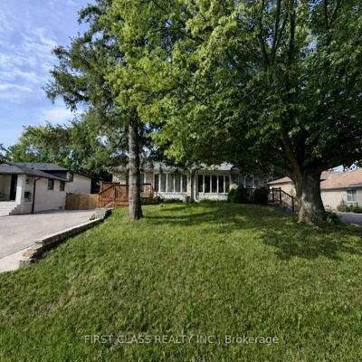 1323,&nbsp;Redbank, 1003 - CP College Park, Oakville