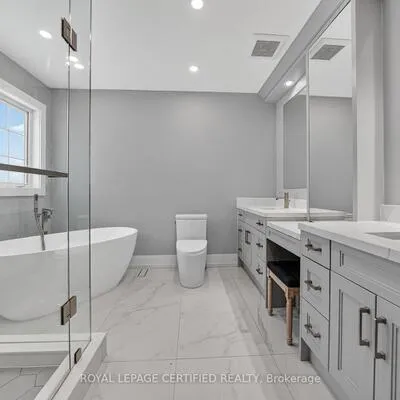 2561,&nbsp;Grand Oak, 1019 - WM Westmount, Oakville