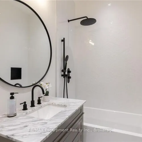 Premium freehold home for sale: 46, Second, 1013 - OO Old Oakville, Oakville
