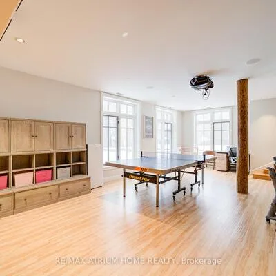 223,&nbsp;Trelawn, 1011 - MO Morrison, Oakville