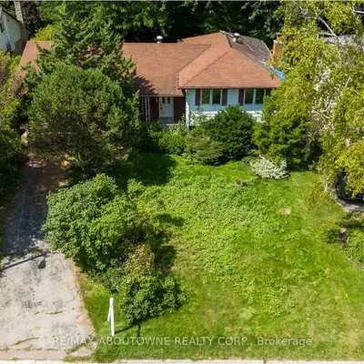144,&nbsp;Ulster, 1001 - BR Bronte, Oakville