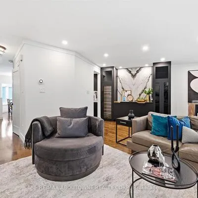 25,&nbsp;Southwind, 1001 - BR Bronte, Oakville