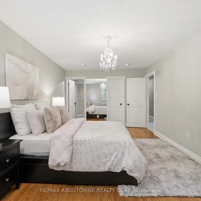 437,&nbsp;Cairncroft, 1011 - MO Morrison, Oakville