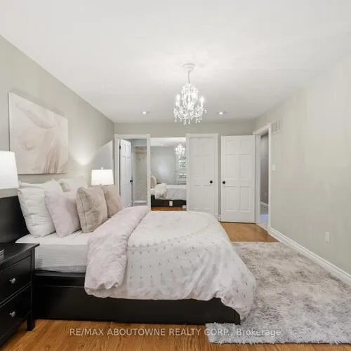Premium freehold home for sale: 437, Cairncroft, 1011 - MO Morrison, Oakville