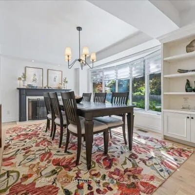 489,&nbsp;Rebecca, 1020 - WO West, Oakville