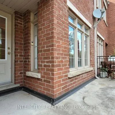 86,&nbsp;Lakeshore, 1002 - CO Central, Oakville