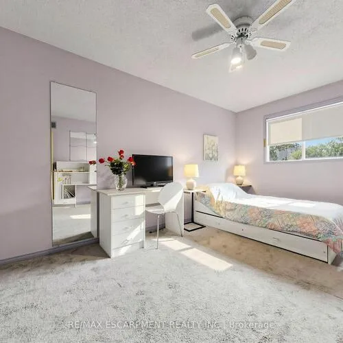 Premium freehold home for sale: 1380, Hazel McCleary, 1004 - CV Clearview, Oakville