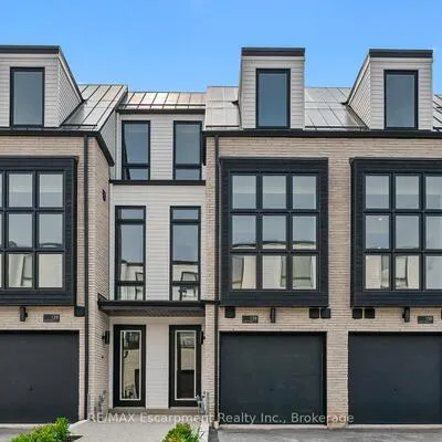 138,&nbsp;East, 1001 - BR Bronte, Oakville