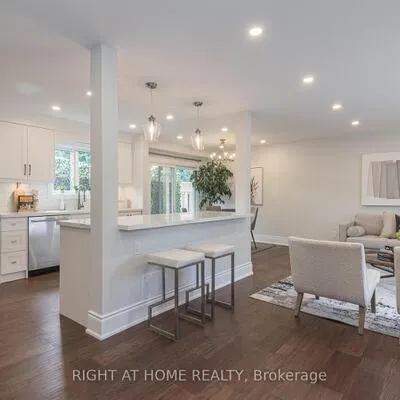 8,&nbsp;Culham, 1003 - CP College Park, Oakville