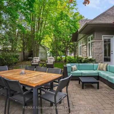 370,&nbsp;Christina, 1017 - SW Southwest, Oakville